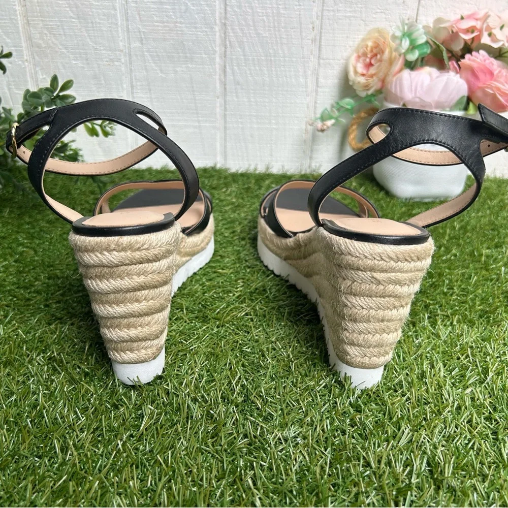 Stuart Weitzman Catlina Leather Wedge Sandals color: black size 5.5 new
